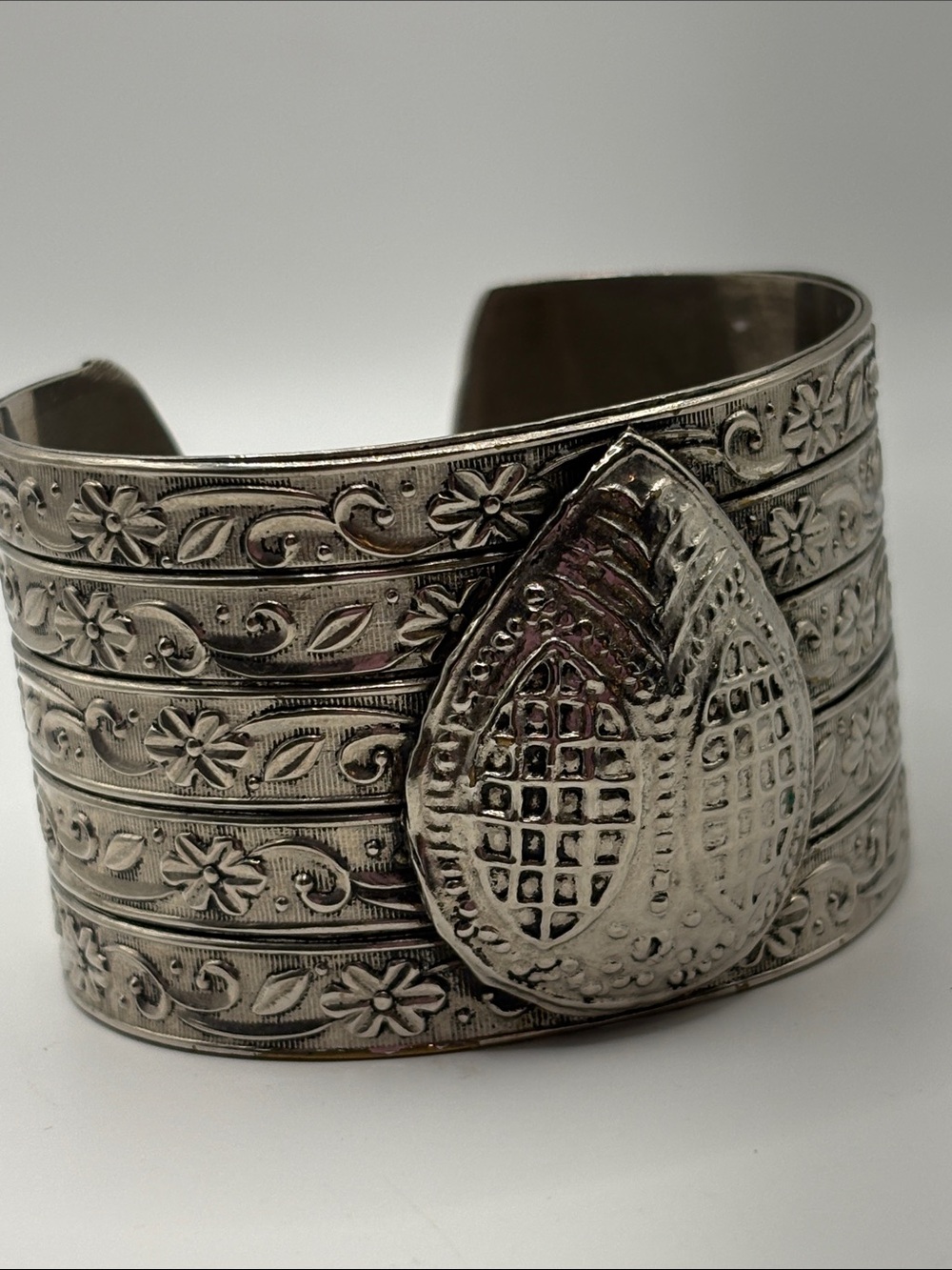 Silver Wide Artisian Floral Wide Cuff Bracelet with Textured Teardrop Accent 8” - Picture 2 of 8